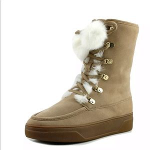 Michael kors lace up boots size 6